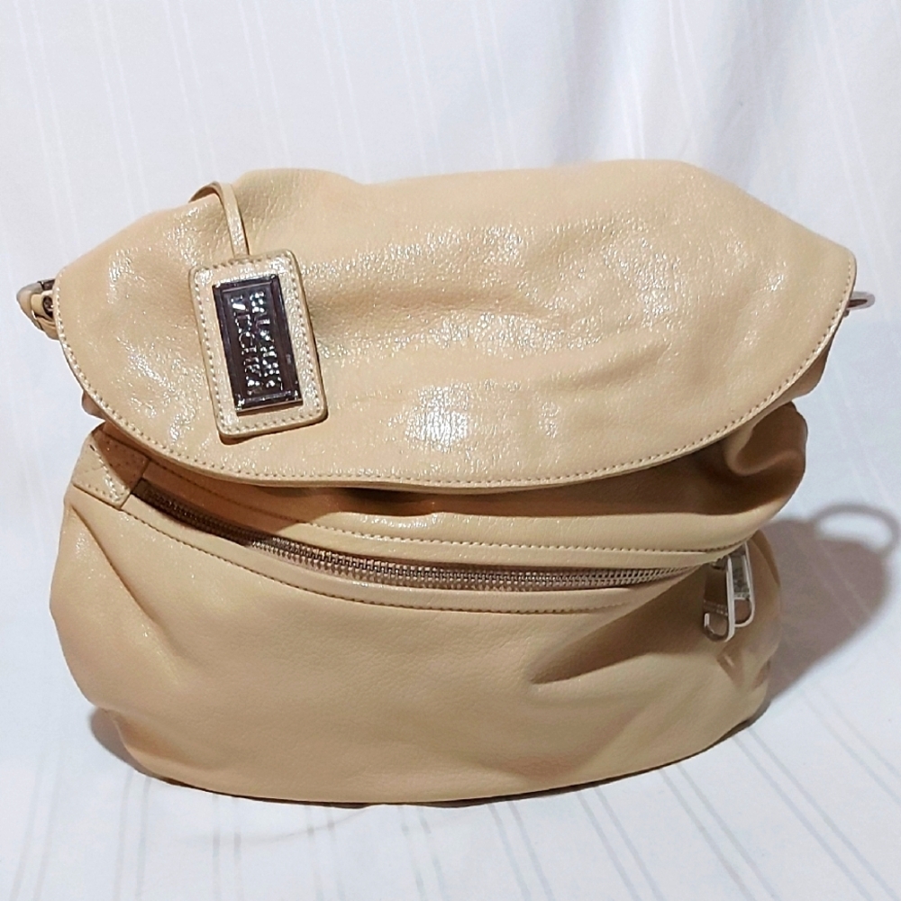 32. BADGLEY MISCHKA LEATHER HOBO BAG NWOT!
